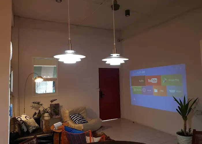 Dramatic Exit - Cozy Loft House Near Suvarnabhumi Airport