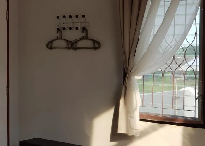 Dramatic Exit - Cozy Loft House Near Suvarnabhumi Airport