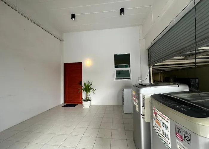 Dramatic Exit - Cozy Loft House Near Suvarnabhumi Airport