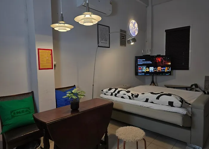 Dramatic Exit - Cozy Loft House Near Suvarnabhumi Airport Holiday home Bangkok