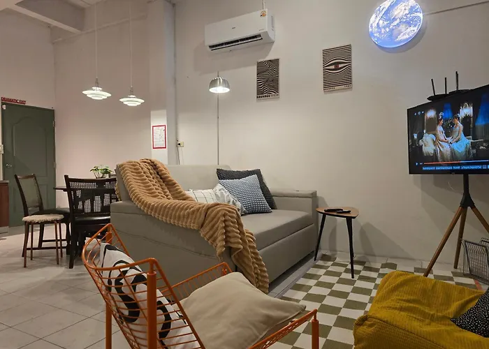 Holiday home Dramatic Exit - Cozy Loft House Near Suvarnabhumi Airport *