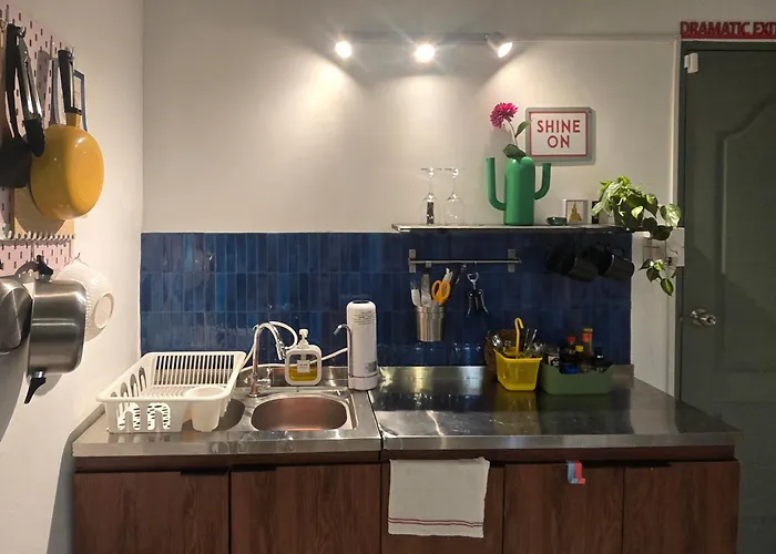 Dramatic Exit - Cozy Loft House Near Suvarnabhumi Airport Holiday home *