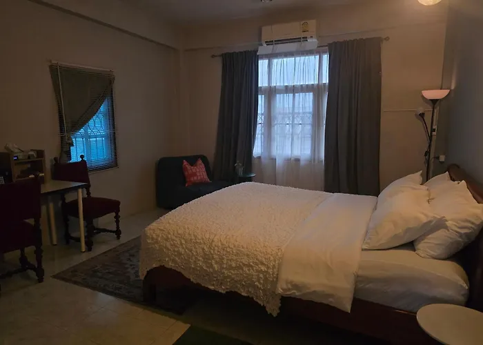 Dramatic Exit - Cozy Loft House Near Suvarnabhumi Airport バンコク都